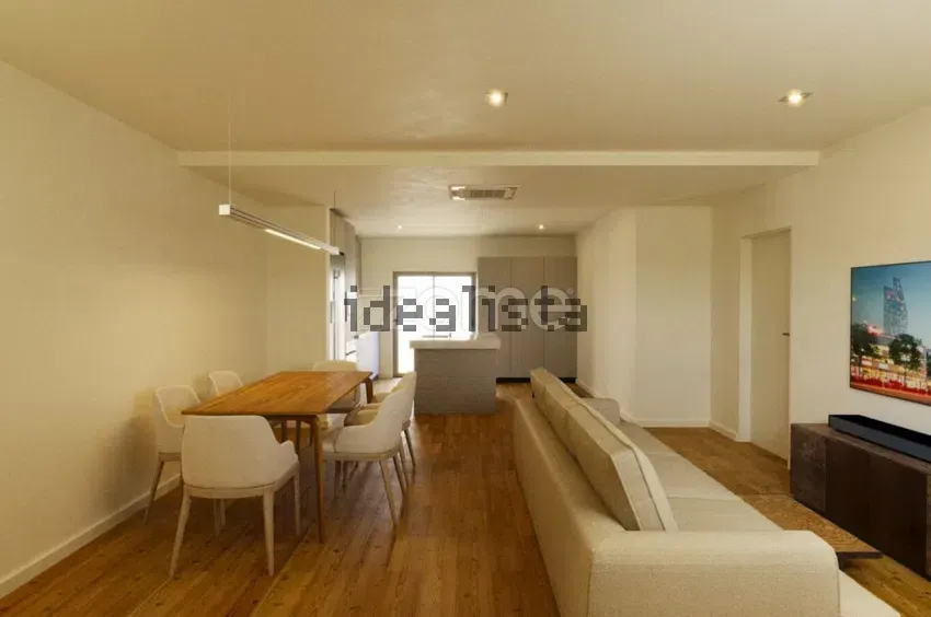 Apartamento t3 à venda em Santa Maria Maior